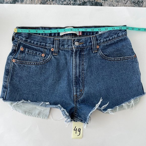 Vintage Levi's 550 high waist denim cutoff shorts - Picture 5 of 12